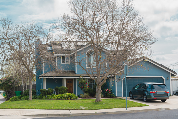 beautiful houses with nicely landscaped front the yard in small town in california, street view